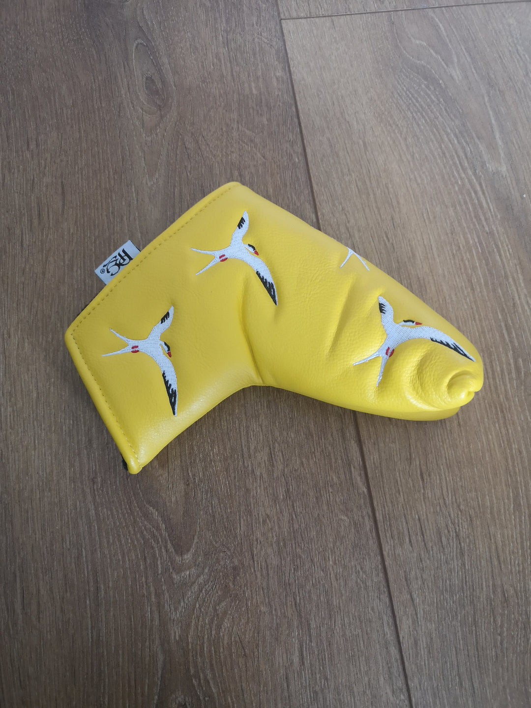 Tern Scattered Putter Cover